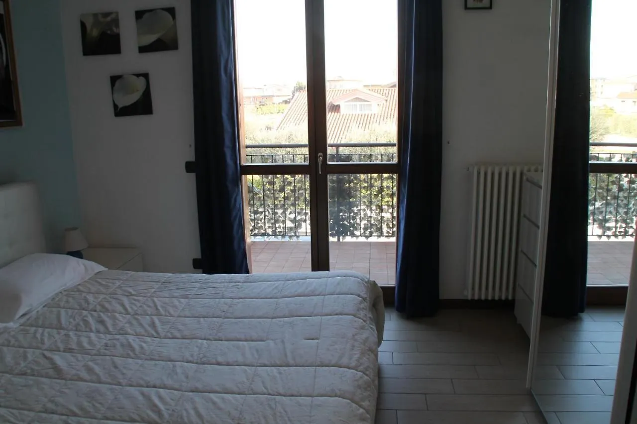 Casa Vacanze Da Riki Appartamento 2 Peschiera del Garda Apartmán
