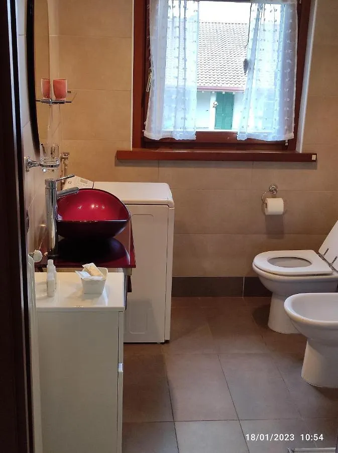 Casa Vacanze Da Riki Appartamento 2 Peschiera del Garda 0*,  Italy